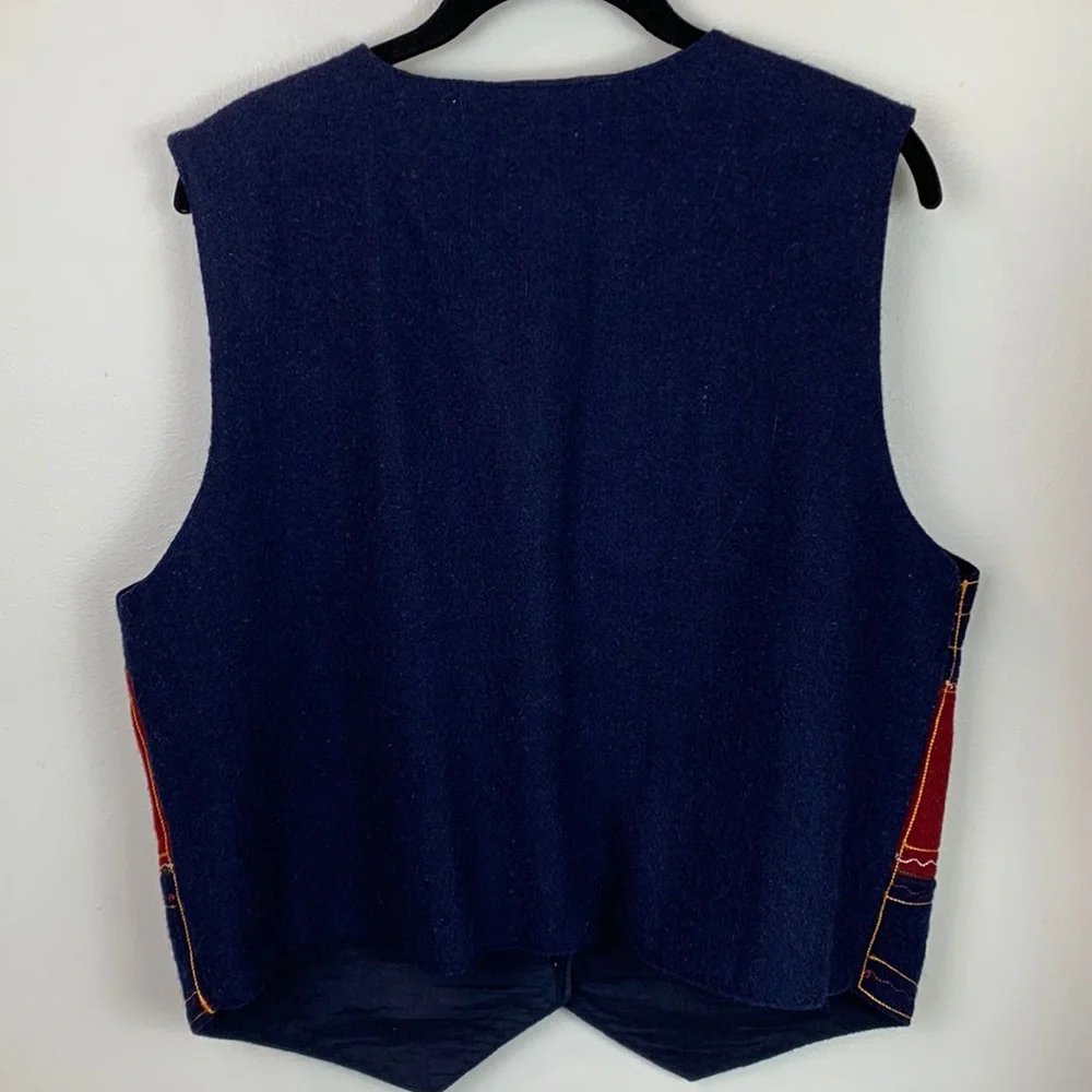 Van Heusen Vintage 90s Embroidered Wool Paisley And Floral Button Front Vest - Picture 2 of 7